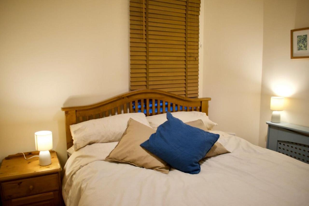 Newly Refurbed Home With Free Parking EDI Exterior foto